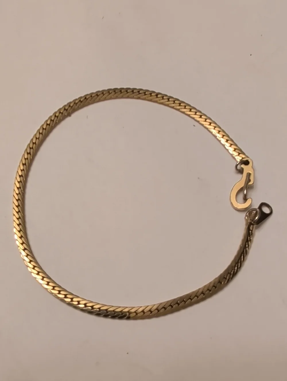 Gold-Tone Women’s Herringbone Chain Bracelet - Elegant Everyday Wear